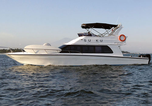 Bali Luxury Motor Yacht 39