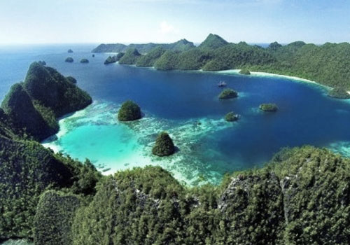 Wajag Island, Raja Ampat Tour